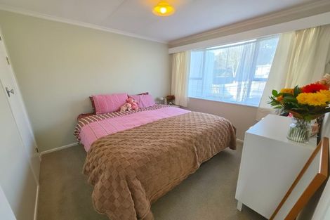 Photo of property in 6b Davies Lane, New Plymouth, 4310