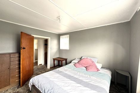 Photo of property in 14 Market Street, Kaitangata, 9210