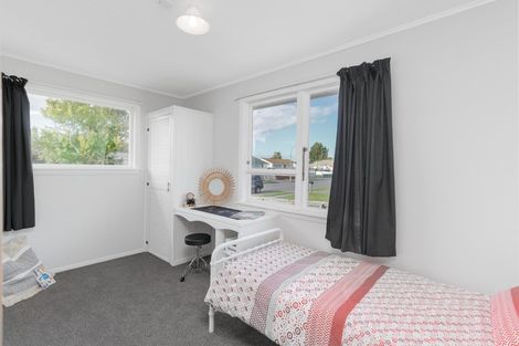 Photo of property in 15 O'leary Street, Hoon Hay, Christchurch, 8025