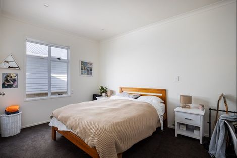 Photo of property in 419 Devon Street West, Lynmouth, New Plymouth, 4310