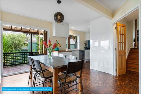 Photo of property in 2/36 Beulah Avenue, Rothesay Bay, Auckland, 0630