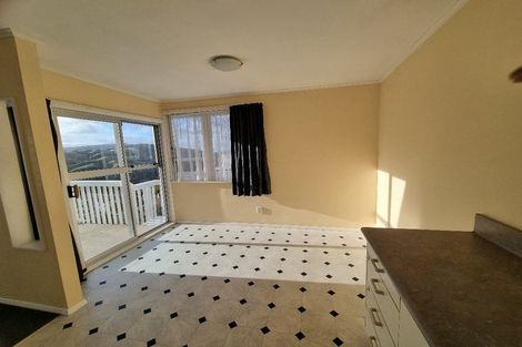 Photo of property in 12a Maraval Crescent, Grenada Village, Wellington, 6037