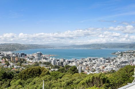 Photo of property in 4 Karepa Street, Brooklyn, Wellington, 6021