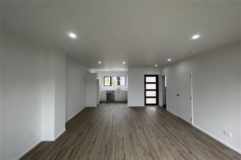 Photo of property in 39 Eileen Newey Place, Henderson, Auckland, 0612