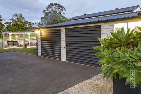 Photo of property in 1239 Peak Road, Helensville, 0875