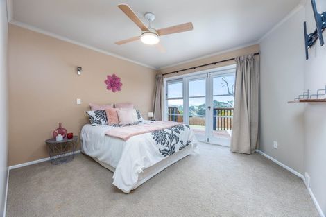 Photo of property in 456 Don Buck Road, Massey, Auckland, 0614