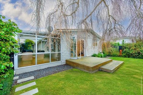 Photo of property in 2/84 Perry Street, Papanui, Christchurch, 8053