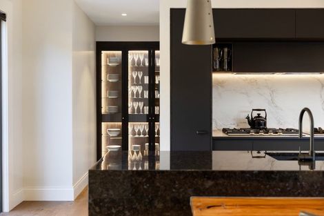 Photo of property in 136 Rosie Way, Glenorchy, 9372