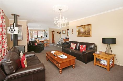 Photo of property in 23 Norfolk Crescent, Feilding, 4702