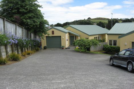Photo of property in 12 Childs Avenue, Pukekohe, 2120
