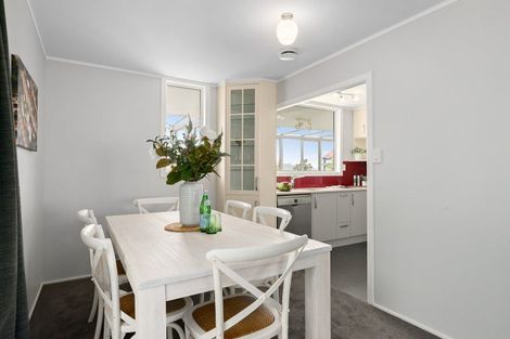 Photo of property in 8 Salem Court, Churton Park, Wellington, 6037