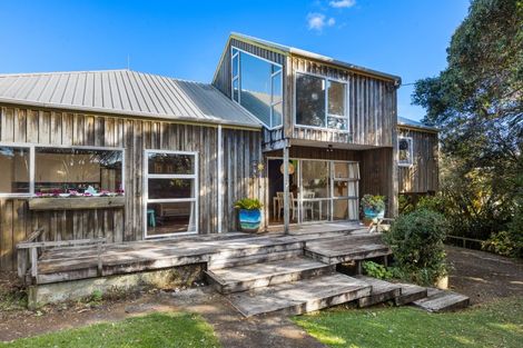 Photo of property in 54 Walton Street, Red Beach, 0932