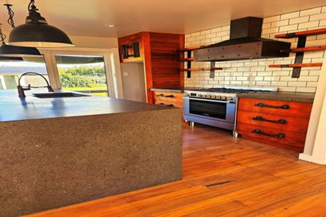 Photo of property in 36 Shoemaker Road, Waipu, 0510