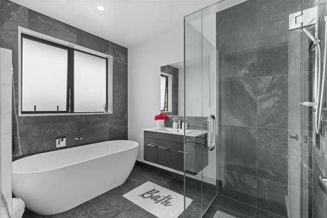 Photo of property in 8 Coach Way, Rolleston, 7614