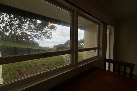 Photo of property in 65 Howard Road, Orere Point, Papakura, 2585