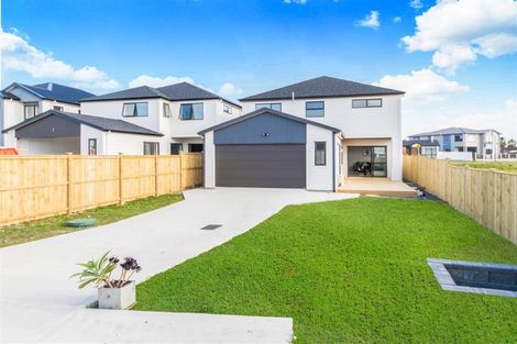 Photo of property in 45 Drumconnell Drive, Flat Bush, Auckland, 2019