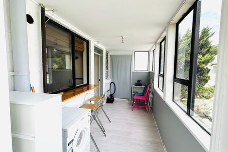 Photo of property in 72u6 Freyberg Street, Lyall Bay, Wellington, 6022