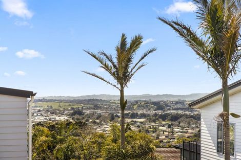 Photo of property in 11 Routly Avenue, Pukekohe, 2120