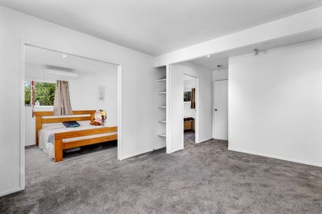 Photo of property in 4 Geoffrey Road, Torbay, Auckland, 0630