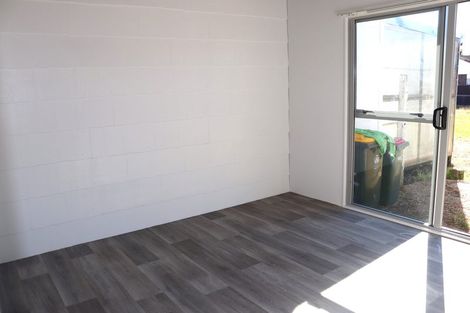 Photo of property in 9 Gibbs Road, Manurewa, Auckland, 2102