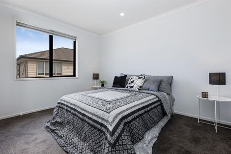 Photo of property in 8 Akeake Lane, Manurewa, Auckland, 2102
