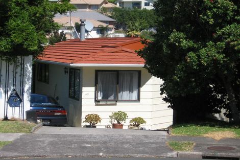 Photo of property in 2/40 Deverell Place, Northcross, Auckland, 0632