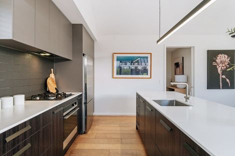 Photo of property in 8 Kokako Lane, Jacks Point, Queenstown, 9371