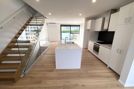 Photo of property in 7/78 Orangi Kaupapa Road, Northland, Wellington, 6012
