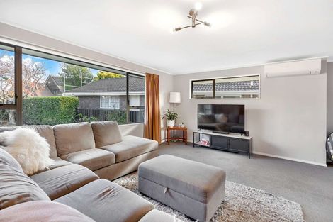 Photo of property in 18 Truscott Grove, Awapuni, Palmerston North, 4412