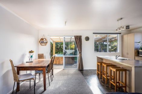 Photo of property in 6a Shaldon Crescent, Blagdon, New Plymouth, 4310