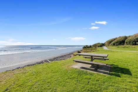 Photo of property in 49 Links Drive, Waiwhakaiho, New Plymouth, 4312