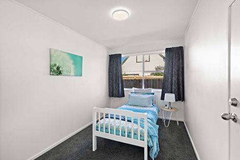 Photo of property in 31 Humphrey Kemp Avenue, Henderson, Auckland, 0612