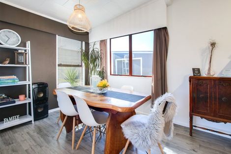 Photo of property in 21 Freyberg Avenue, Tamatea, Napier, 4112