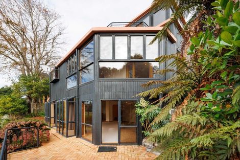 Photo of property in 109 Jickell Street, Hokowhitu, Palmerston North, 4410