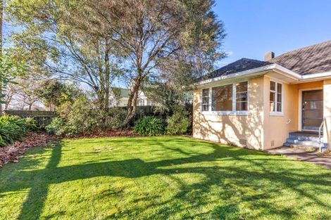 Photo of property in 616 Featherston Street, Roslyn, Palmerston North, 4414