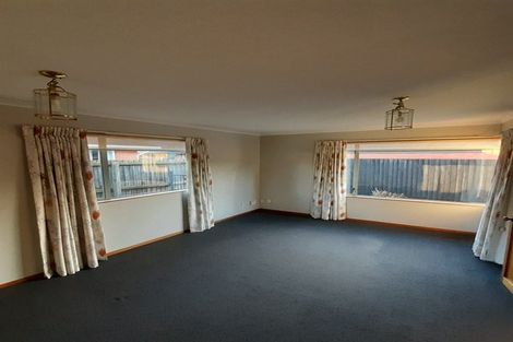 Photo of property in 15 Showgate Avenue, Sockburn, Christchurch, 8042