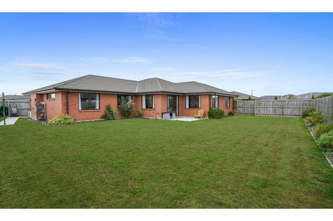 Photo of property in 8 Grasmere Close, Rangiora, 7400