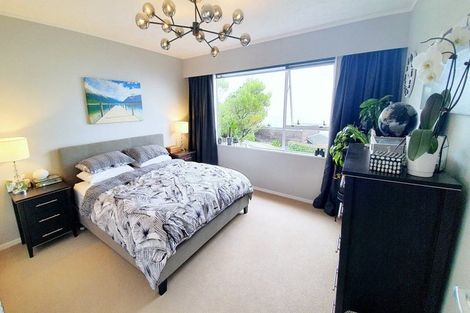 Photo of property in 178 Orangi Kaupapa Road, Northland, Wellington, 6012