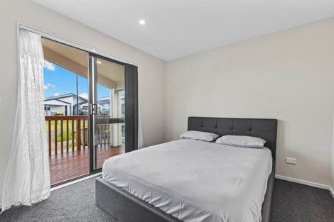Photo of property in 3b Cronshaw Road, Karaka, Papakura, 2113