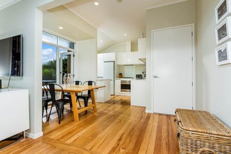 Photo of property in 54 Braemar Road, Castor Bay, Auckland, 0620