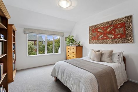 Photo of property in 20 Derenzy Place, Avonhead, Christchurch, 8042
