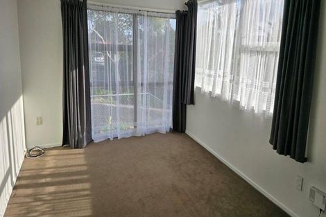 Photo of property in 1/37 Kirrie Avenue, Te Atatu South, Auckland, 0610
