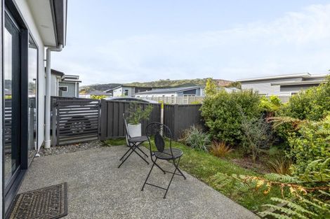 Photo of property in 39 Karearea Avenue, Kenepuru, Porirua, 5022