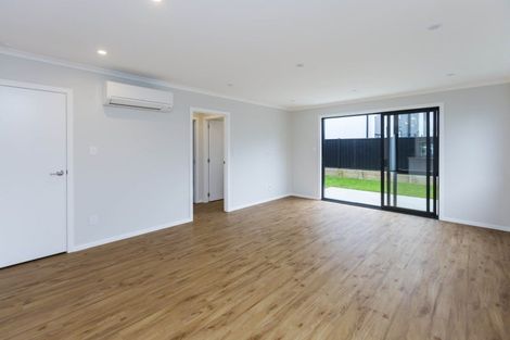 Photo of property in 1 Cynisca Crescent, Wallaceville, Upper Hutt, 5018