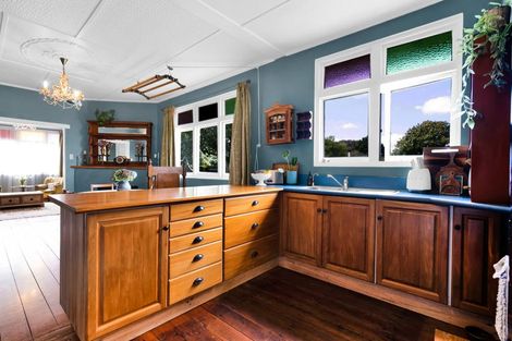 Photo of property in 15 Lear Street, Stratford, 4332