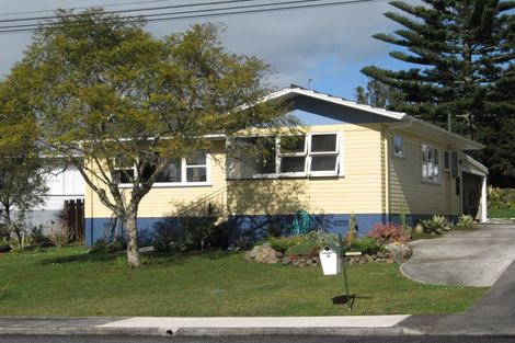 Photo of property in 27 Te Puia Street, Te Kamo, Whangarei, 0112