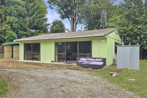 Photo of property in 114 Arapaepae Road, Levin, 5510