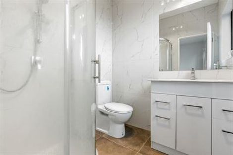 Photo of property in 28 Jutland Road, Pukekohe, 2120