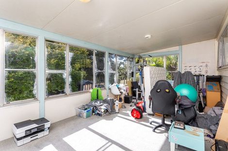 Photo of property in 24 Waikoukou Valley Road, Waimauku, 0812