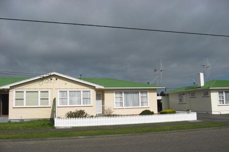 Photo of property in 17 Essex Street, Levin, 5510